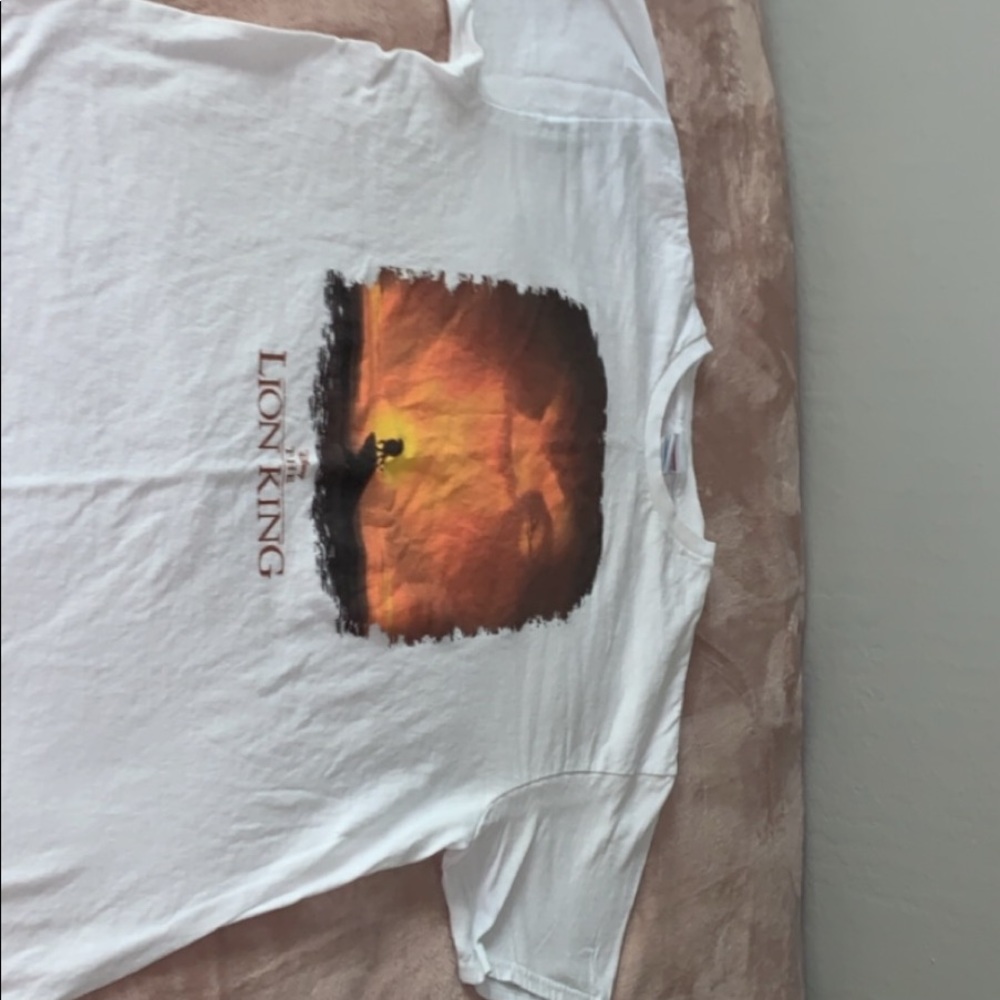 Urban outfitters graphic tee!